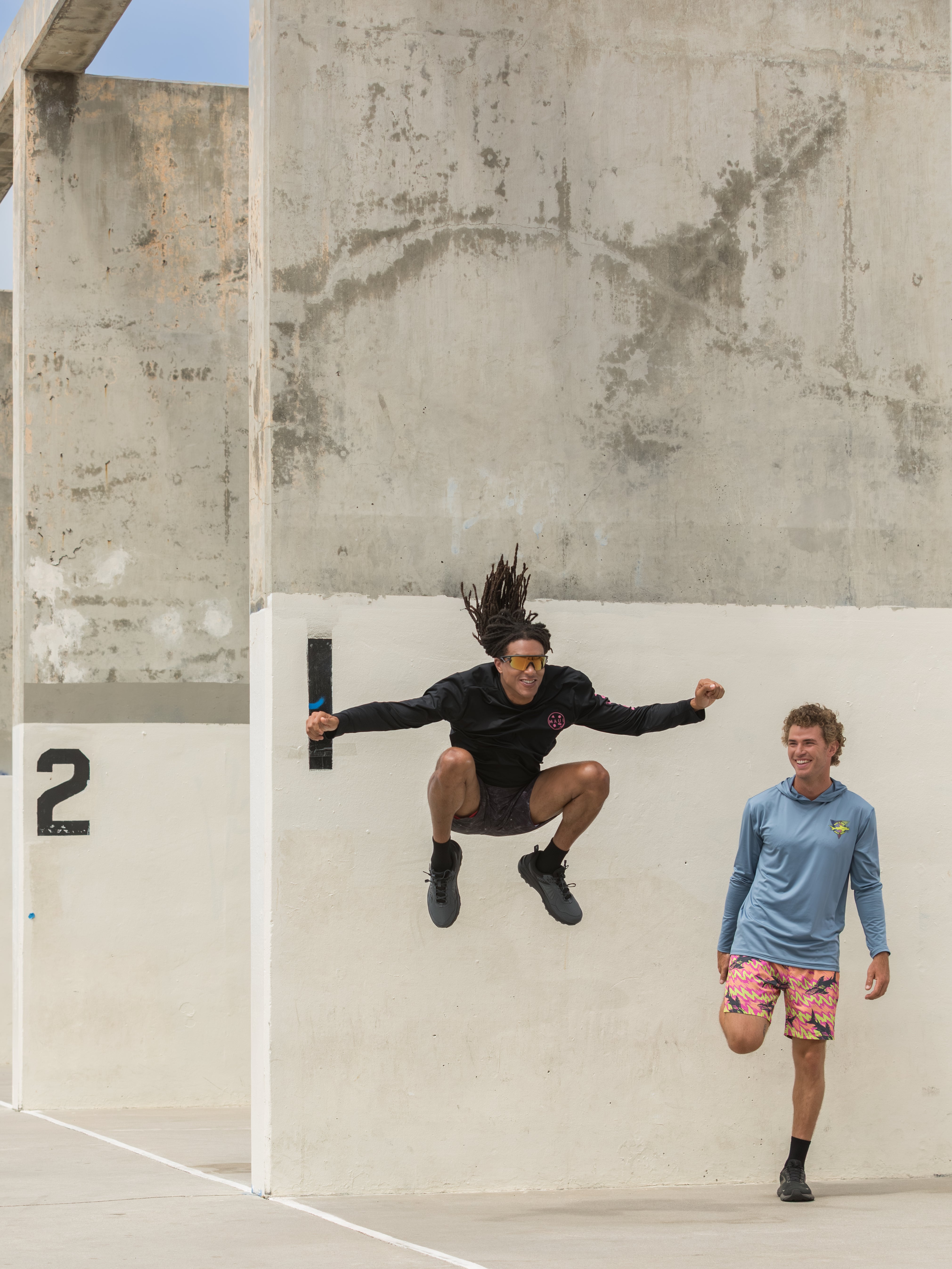 Out Angled Hooded Sun Shirt In Denim