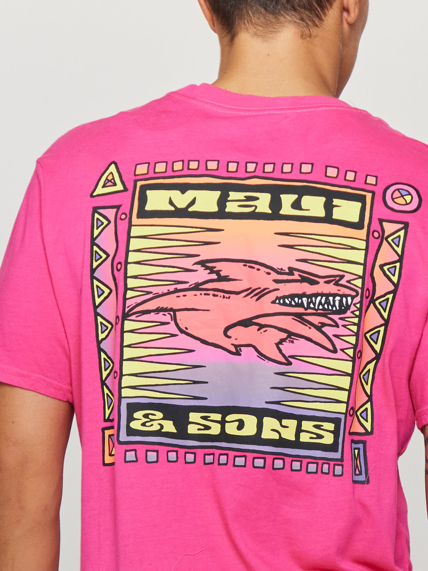 So Cal Twist T-Shirt in Hot Pink