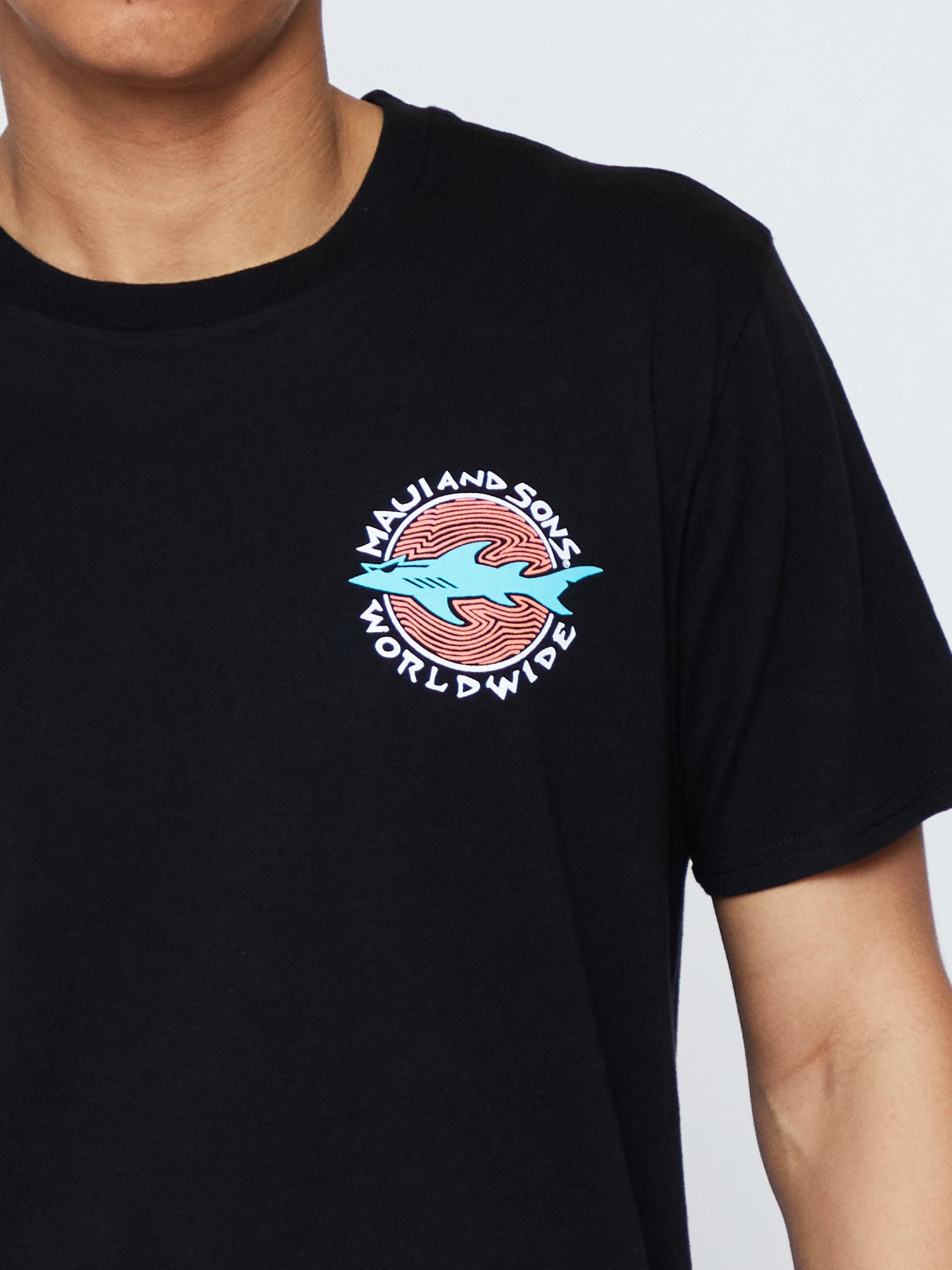 Worldwide Shark T-Shirt in Phantom