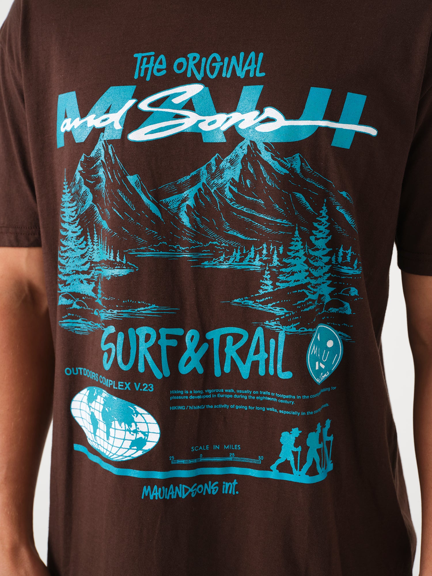 Outdoors T-Shirt in Dark Chocolate